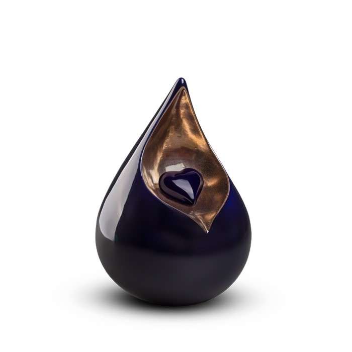 prachtige-druppelurn-blauw-met-hartje-urn-traan