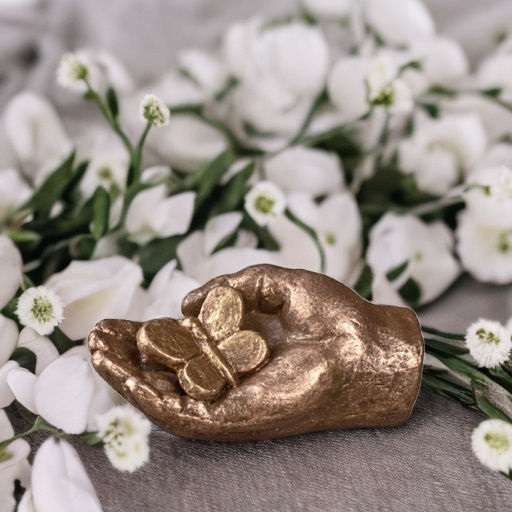 Keramische urn - Troost Hand met Vlinder koperkleur - 0,05 Liter - Afbeelding 2