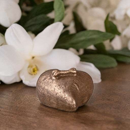 Keramische dierenurn - Troost hartje met kluifbot brons - 0,10 Liter - Afbeelding 2