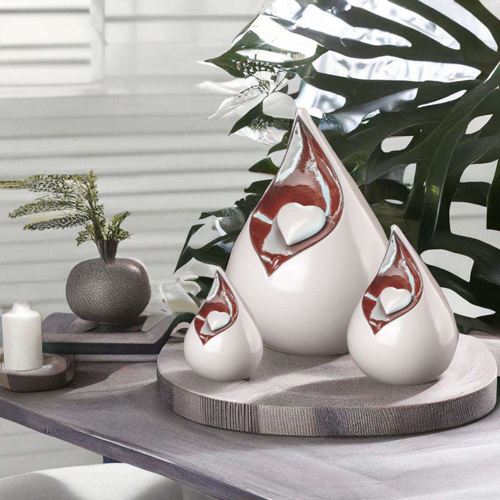 Keramische urn - Celest druppel wit met hart medium - 1,90 Liter - Afbeelding 4