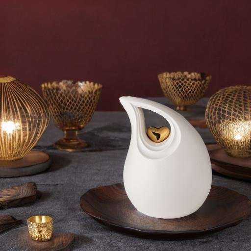 Keramische urn - Mastaba Ceramika druppel wit met gouden hart klein - 0,80 Liter - Afbeelding 3