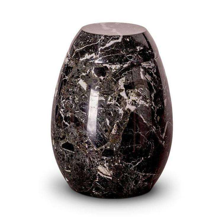 traditionele-marmer-urn-asbestemming-graniet-groteurn